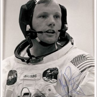 Neil Armstrong Autograph (Click for full image)