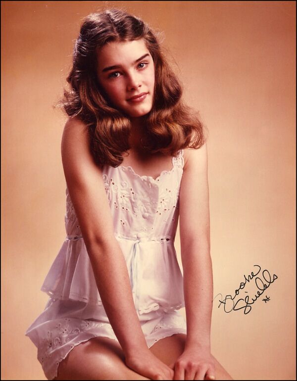 Brooke Shields Autograph (Click for full image) Best Movie P