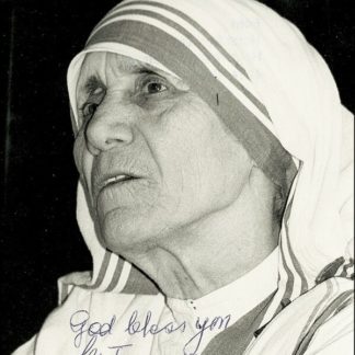 Mother Teresa Autograph (Click for full image)