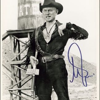 Yul Brynner Autograph (Click for full image)