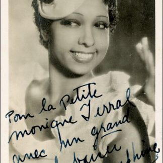 Josephine Baker Autograph (Click for full image)