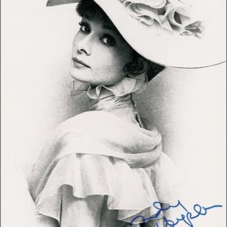 Audrey Hepburn Autograph (Click for full image)