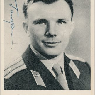 Yuri Gagarin Autograph (Click for full image)