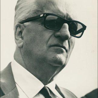Enzo Ferrari Autograph (Click for full image)