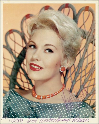 KIM NOVAK Autograph (Click for full image)